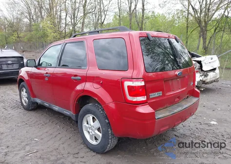 2011 Ford Escape Xlt from USA, damaged, VIN 1FMCU9DG9BKA30856